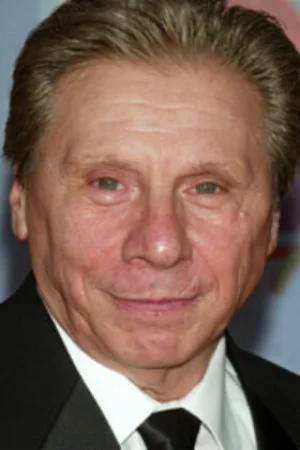 Роберт Уолд