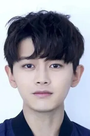 Жэнь Цзялунь